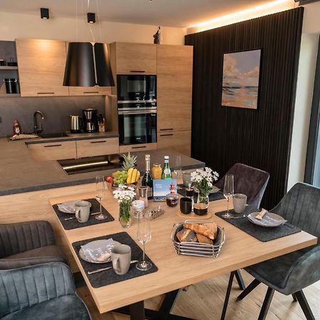 شقة Wellness House Energy Mit Whirlpool تيميندورفير ستراند المظهر الخارجي الصورة